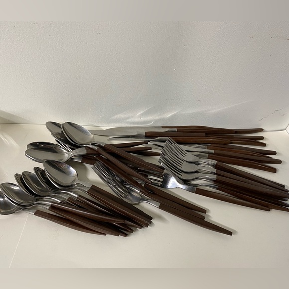 Woodhill Other - Lot of vintage MCM Woodhill cutlery made in Japan.